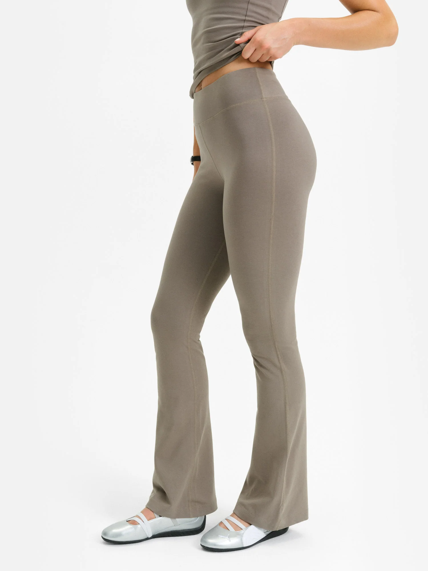 Organic Stretch Bootcut Pant 2