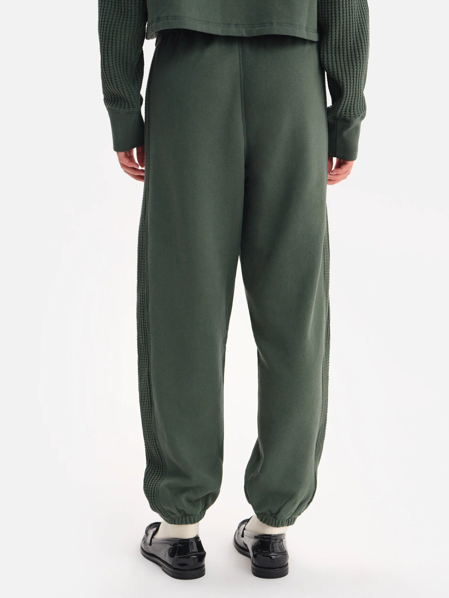 Organic Fleece and Waffle Relaxed Pocket Sweatpant 4